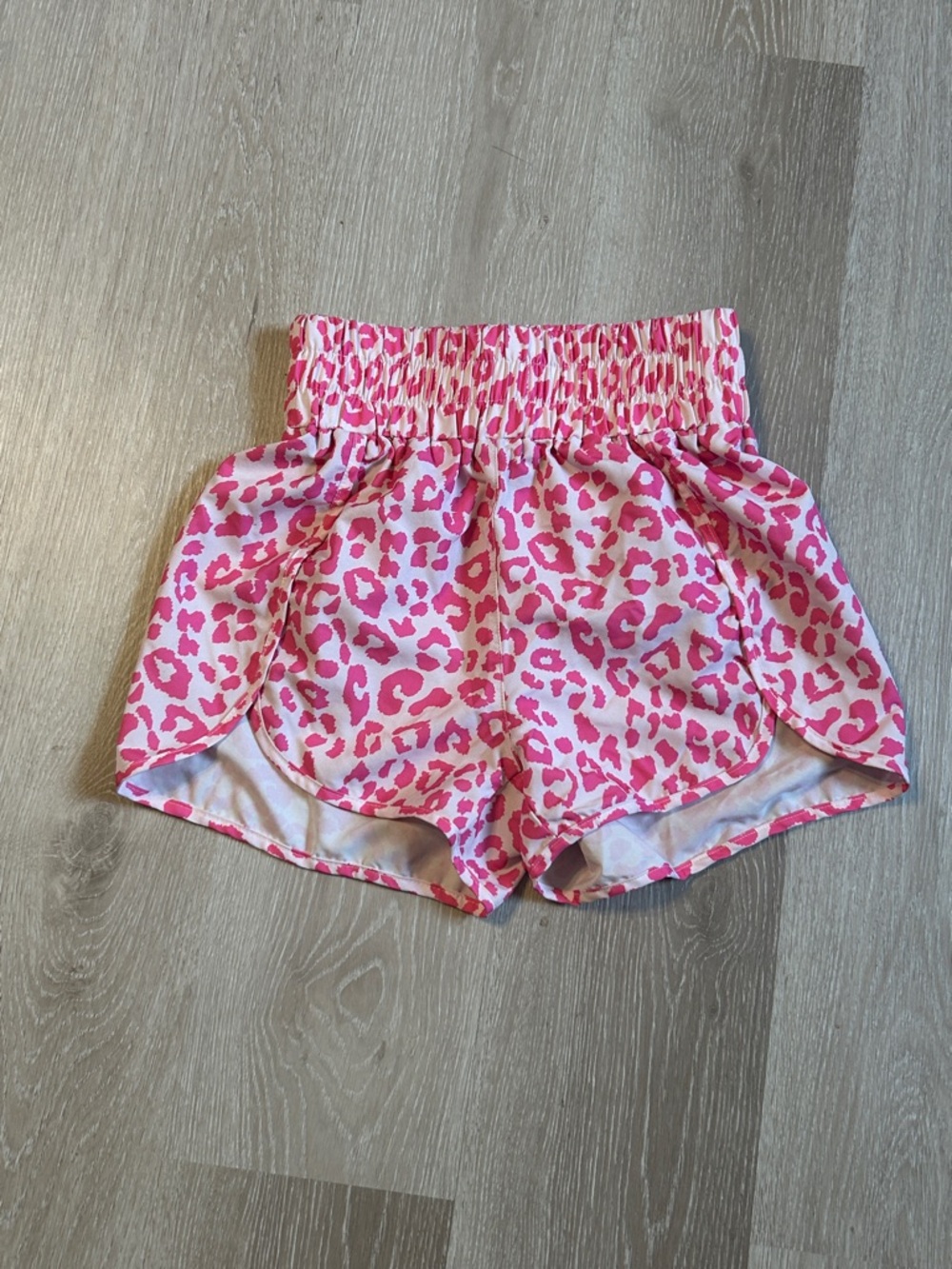 Amazon Casual Thick Band Elastic Leopard Print Pull-On Shorts sz Small